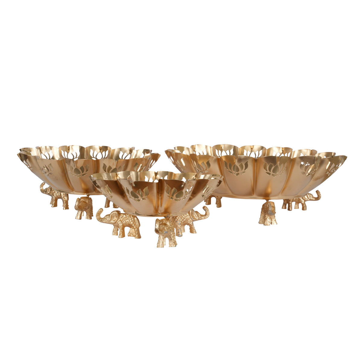 Metal Elephant Candle Holder with Lotus Design – Elegant Brass Artistry