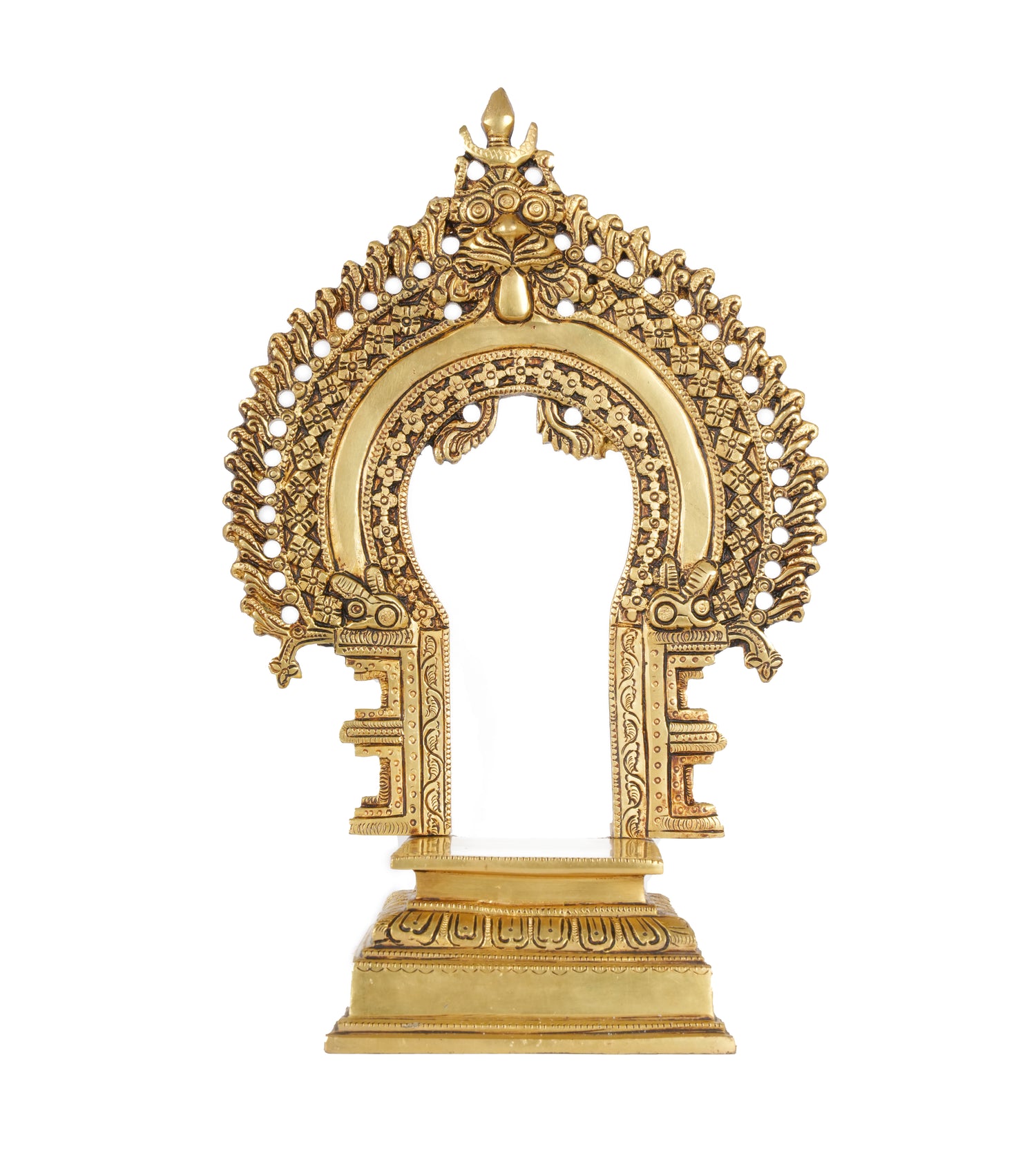 Ornate Brass Prabhavali Arch – Divine Elegance