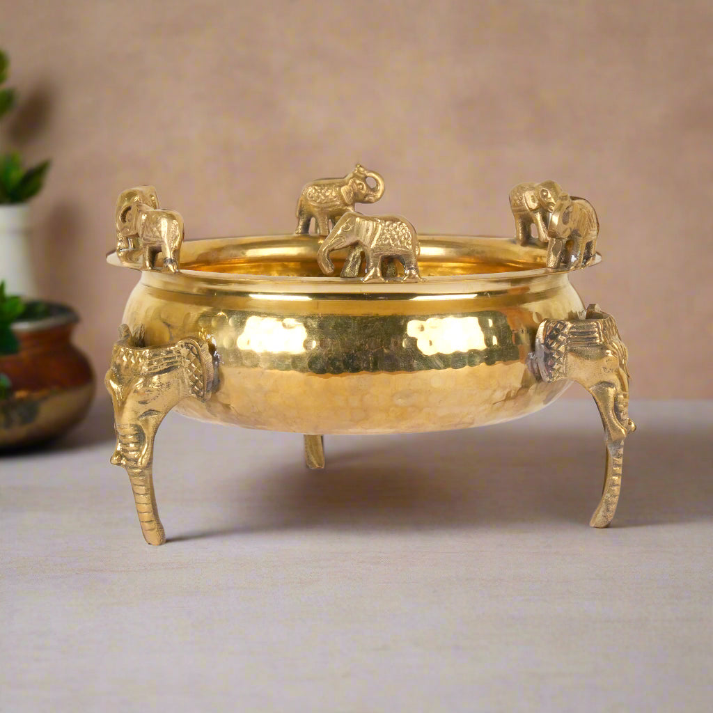 Handcrafted Brass Elephant Urli – Hammered Decorative Bowl