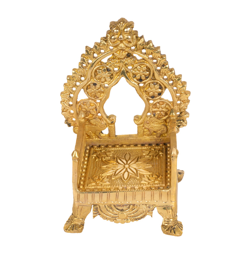 Gilded Mini Throne – A Regal Perch