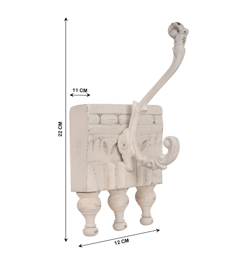 Handcrafted Wooden Wall Hooks – Colorful and Functional Decor